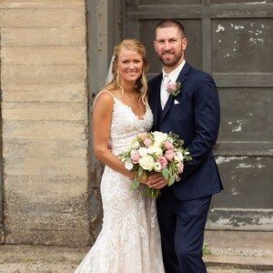 Meet your Posher, Hilary